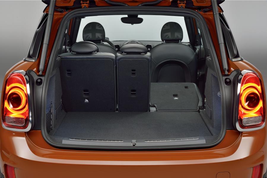 Багажник Mini Cooper S Countryman ALL4 2017 года  (WW) (фото 90 из 138)